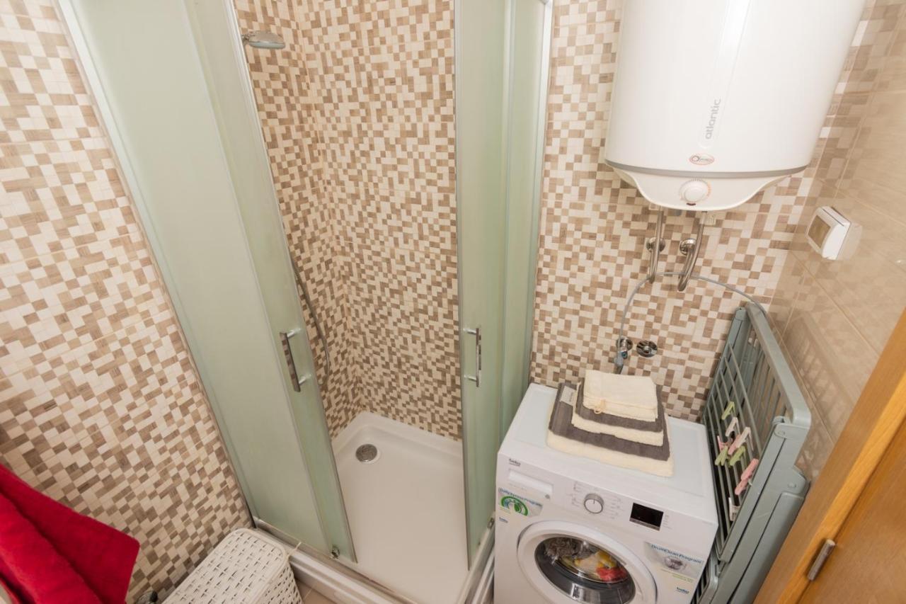 Lux City Apartment With Parking Podgorica Bagian luar foto
